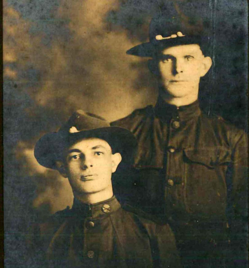Photo of unidentified soldiers
